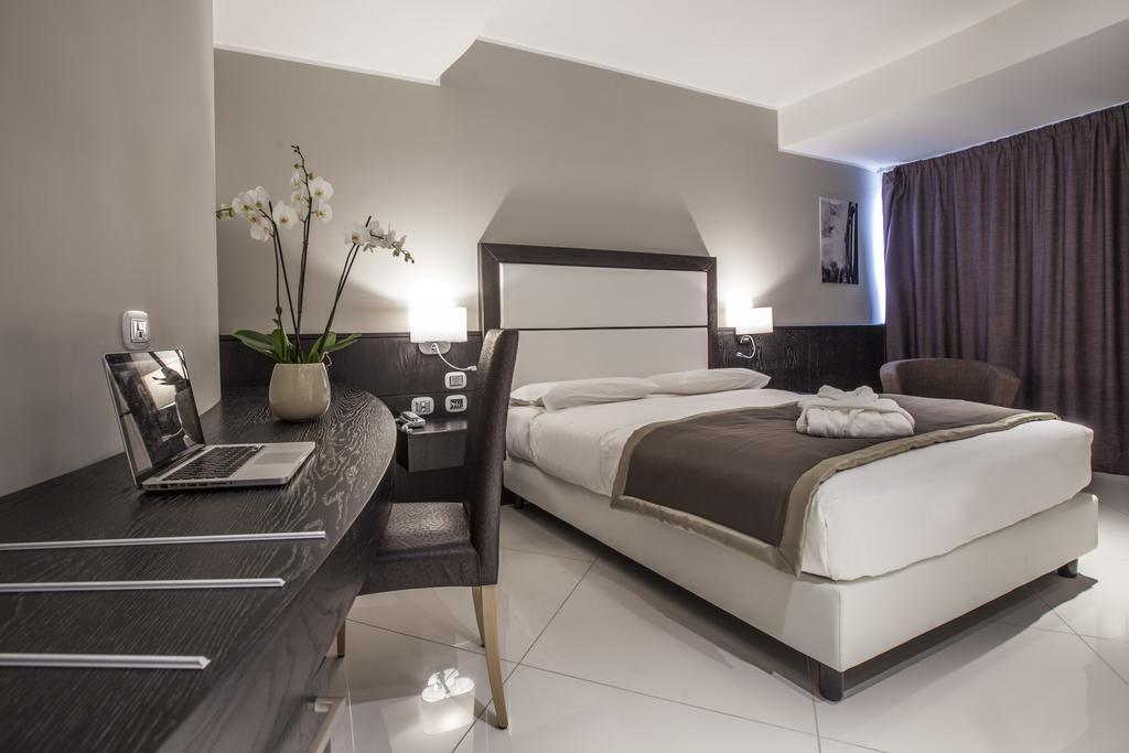 Marconi Hotel Ренде Екстер'єр фото